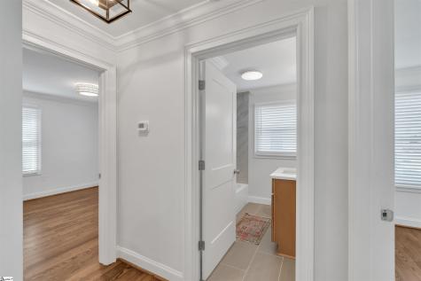 13 Pleasant Ridge Avenue Greenville SC 29605