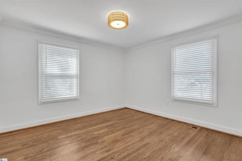 13 Pleasant Ridge Avenue Greenville SC 29605