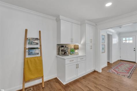13 Pleasant Ridge Avenue Greenville SC 29605