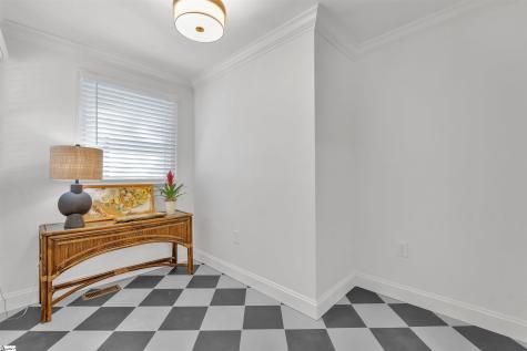 13 Pleasant Ridge Avenue Greenville SC 29605