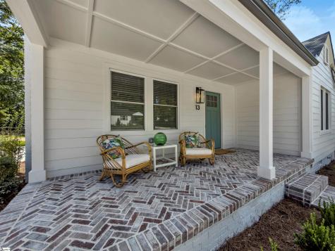 13 Pleasant Ridge Avenue Greenville SC 29605