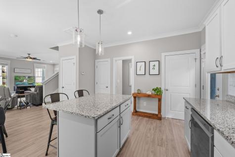 111 Crown Court Williamston SC 29697