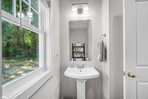 111 Crown Court Williamston SC 29697