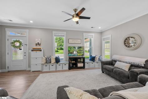 111 Crown Court Williamston SC 29697