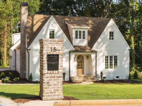 15 Country Squire Court Greenville SC 29615