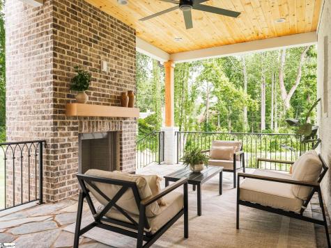 15 Country Squire Court Greenville SC 29615