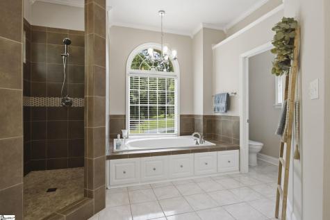 752 Three Wood Lane Woodruff SC 29388