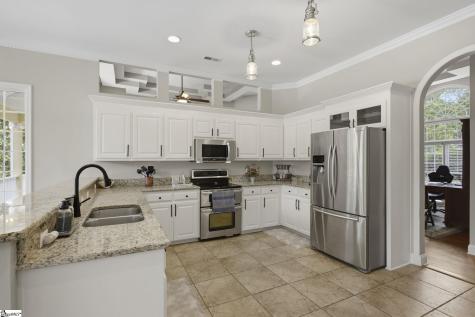 752 Three Wood Lane Woodruff SC 29388