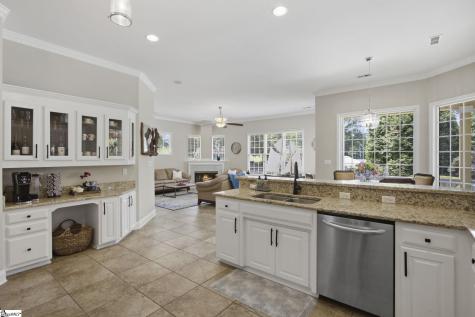 752 Three Wood Lane Woodruff SC 29388