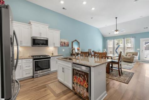 1308 Summer Gold Way Boiling Springs SC 29316