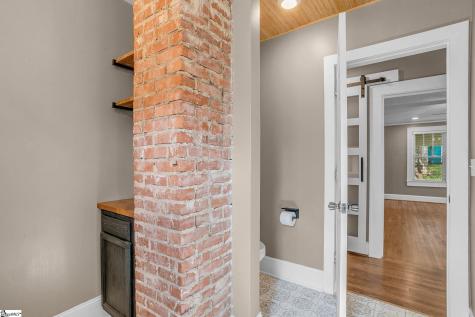 208 Mcmakin Drive Greenville SC 29617