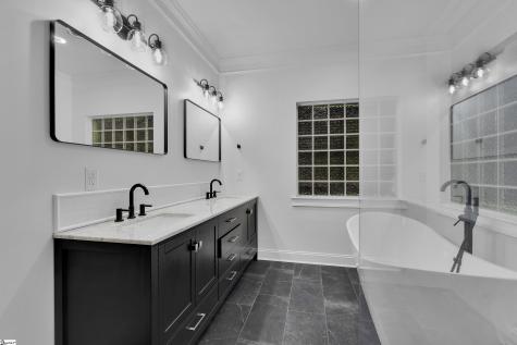 107 Blackfox Way Sunset SC 29685