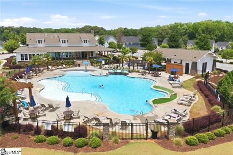 5 Pequot Drive Greenville SC 29607