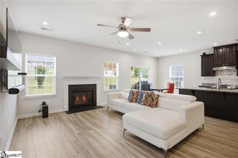 5 Pequot Drive Greenville SC 29607