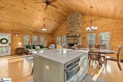 502 Caledonia Loop Landrum SC 29356