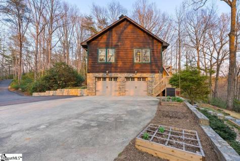 502 Caledonia Loop Landrum SC 29356