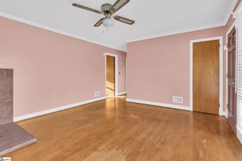 8819 White Horse Road Greenville SC 29617