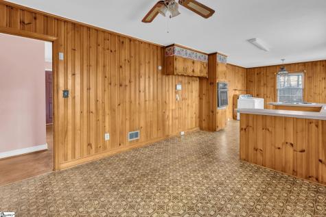 8819 White Horse Road Greenville SC 29617