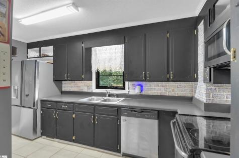 202 Hazelwood Avenue Anderson SC 29626