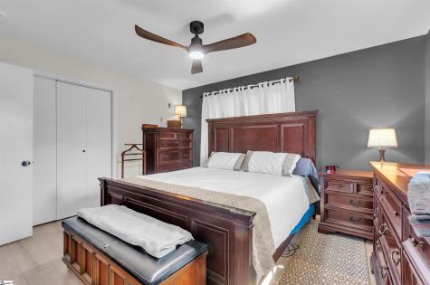 202 Hazelwood Avenue Anderson SC 29626