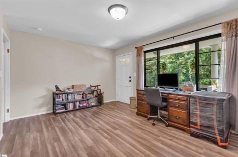 202 Hazelwood Avenue Anderson SC 29626