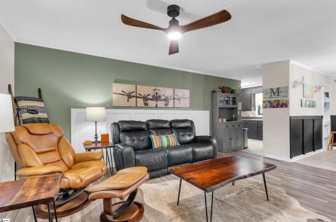 202 Hazelwood Avenue Anderson SC 29626