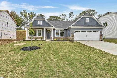 152 Hunter Ridge Drive Boiling Springs SC 29316