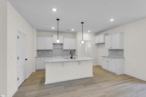 152 Hunter Ridge Drive Boiling Springs SC 29316