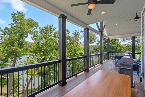 1384 Harbor Ridge Road Seneca SC 29672