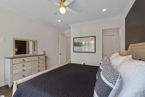 1384 Harbor Ridge Road Seneca SC 29672