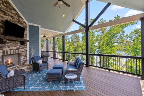 1384 Harbor Ridge Road Seneca SC 29672