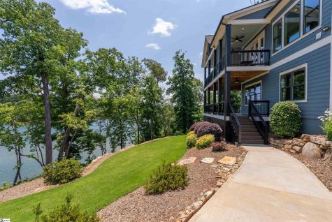 1384 Harbor Ridge Road Seneca SC 29672