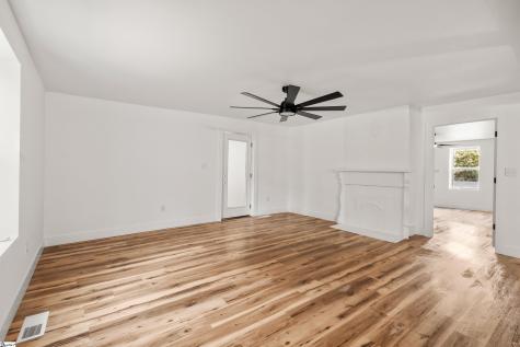 221 Calvert Street Spartanburg SC 29307