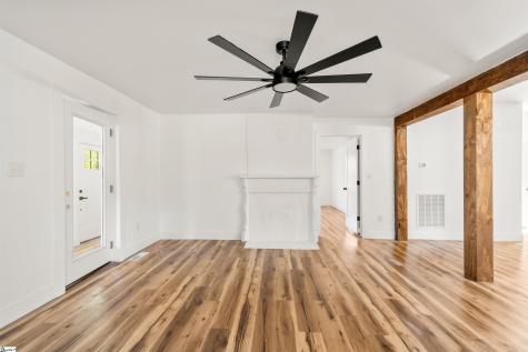 221 Calvert Street Spartanburg SC 29307