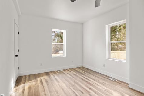 221 Calvert Street Spartanburg SC 29307