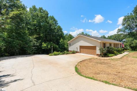 320 Bates View Drive Travelers Rest SC 29690