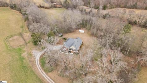 706 Strawhorne Road Due West SC 29639