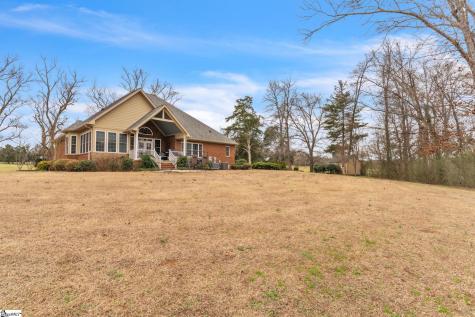 706 Strawhorne Road Due West SC 29639