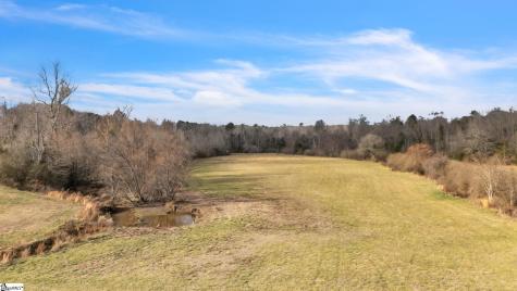 706 Strawhorne Road Due West SC 29639