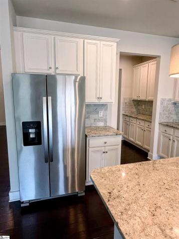 18 Larson Drive Simpsonville SC 29681