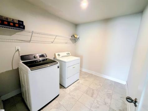 18 Larson Drive Simpsonville SC 29681