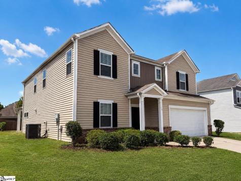 18 Larson Drive Simpsonville SC 29681