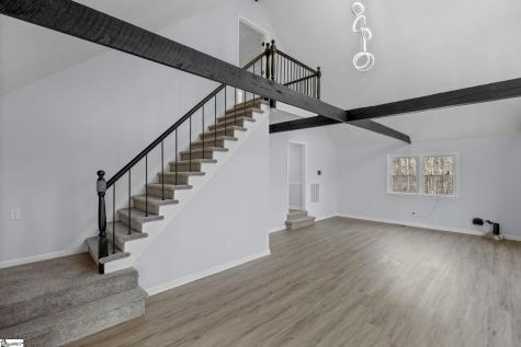 242 Hawk Lane Fountain Inn SC 29644