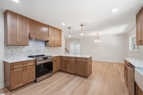 8 Overlook Court Greenville SC 29609