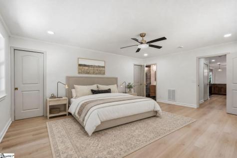 8 Overlook Court Greenville SC 29609
