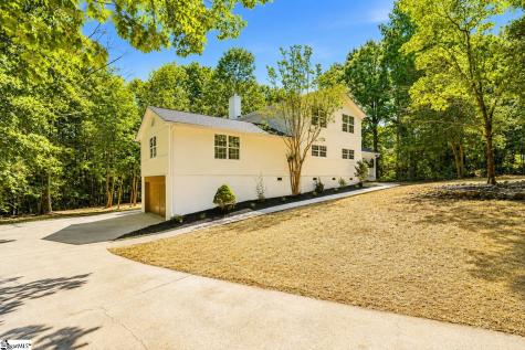 8 Overlook Court Greenville SC 29609