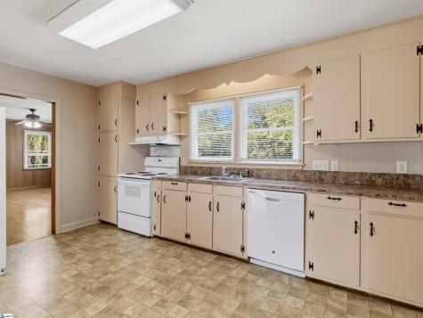 5 Lisa Drive Greenville SC 29615