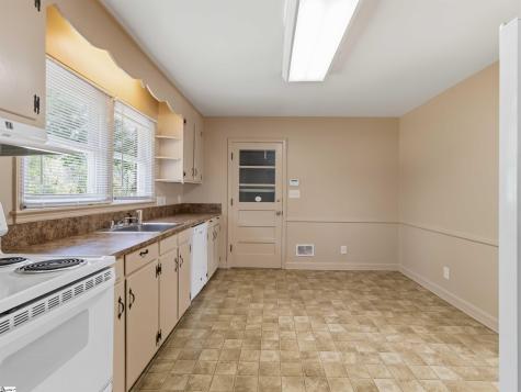 5 Lisa Drive Greenville SC 29615