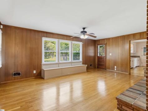 5 Lisa Drive Greenville SC 29615