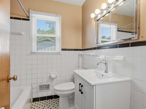 5 Lisa Drive Greenville SC 29615